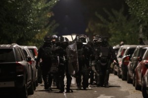 Θεσσαλονίκη: Εκκένωση κατάληψης κτιρίου στη Θέρμη - "Εδρα" αντιεξουσιαστών από το 2015 [βίντεο]