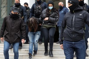 Φρίκη στην Κυψέλη: "Θέλω να τον σκοτώσω" λέει ο βιολογικός πατέρας του 7χρονου Ανδρέα - Δεν ήξερε το παραμικρό για τα παιδιά του [Εικόνες, Βίντεο]