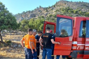 Ραφήνα: Τον σκότωσαν στο ξύλο - Πώς έγινε το φονικό και η άγρια συμπλοκή έξω από μπαρ της πλατείας