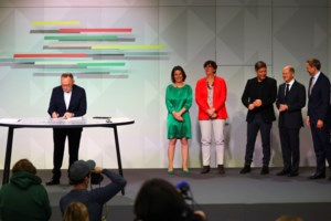 Γερμανία: Εξελέγη Καγκελάριος ο Όλαφ Σολτς - 21 "απώλειες" στη Βουλή - εικόνα 4