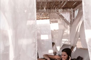 Τζένη Καζάκου: Η κούκλα εγγονή της Καρέζη άλλαξε look & είναι ίδια η γιαγιά της - εικόνα 12