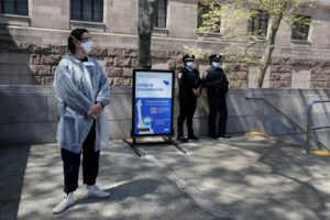 Σκάνδαλο στη Γερμανία: Λίστα 40 βουλευτών που μεσολάβησαν για προμήθεια προστατευτικών ειδών για τον κορονοϊό - εικόνα 2