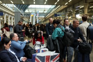 Σάλος στην Ισλανδία: Παραιτήθηκε η υπουργός Παιδείας - Παραδέχτηκε ότι έκανε παιδί με έναν 16χρονο πριν 36 χρόνια