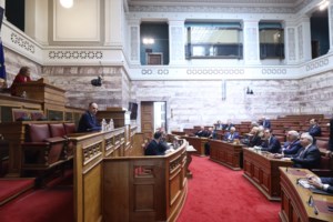 Μαρινάκης για βία ανηλίκων: "Οταν το παιδί σου μαχαιρώνει στα 13, πρέπει να κοιταχτείς στον καθρέπτη"