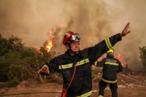 Συνέντευξη Τύπου του Νίκου Χαρδαλιά για τις πυρκαγιές την Τρίτη: Παρουσία δημοσιογράφων