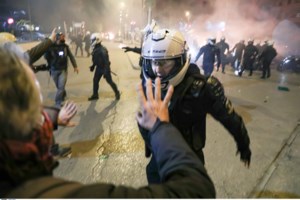 Τσακαλώτος: Ο πρωθυπουργός ψάχνει ευκαιρία για εκλογές το φθινόπωρο