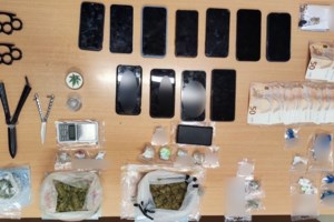 Νέα υπόθεση σπείρας ανηλίκων που διακινούσαν ναρκωτικά: Παπάγου, Χαλάνδρι Ψυχικό οι περιοχές τους - Κομβικό ρόλο είχε 16χρονος - εικόνα 2