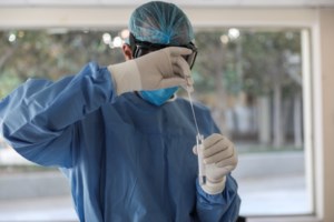 Κορονοϊός: Τέλος η χλωροκίνη - Τα κορτικοειδή είναι τα πιο αποτελεσματικά φάρμακα για τους βαριά νοσούντες - εικόνα 3