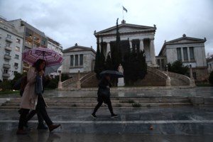 Κακοκαιρία Byron: Πλημμύρισαν δεκάδες περιοχές της Αττικής - Επέπλεαν αυτοκίνητα στους δρόμους [βίντεο]