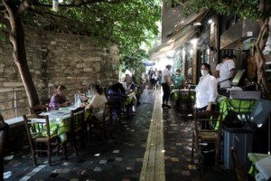 Κορονοϊός: Σαρώνει η μετάλλαξη Δέλτα που κυριαρχεί με 96,5% στη χώρα - Τα τέσσερα πιο συχνά στελέχη