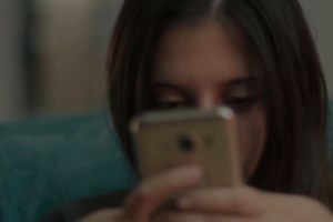 Μεσολόγγι: Δύο 25χρονες κατήγγειλαν άνδρα για revenge porn - Είχε γυμνές φωτογραφίες τους στο κινητό του