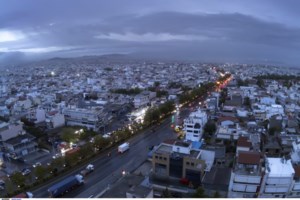 Κακοκαιρία στην Αττική: Τρεις τραυματίες στο Νέο Ηράκλειο - Γυναίκα σε σοβαρή κατάσταση, την καταπλάκωσε τοίχος - εικόνα 5