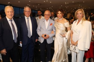 Παγκόσμια αποθέωση για την Ανίκα Νίλες: Η ντράμερ που κέρδισε το πιο δύσκολο κοινό σ' έναν ανδροκρατούμενο χώρο