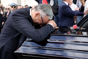 Μάρθα Καραγιάννη: Ξεσπά η Ντόρα Δούμα κατά του Γιώργου Γεωργίου - "Αυτά που λέει είναι αηδίες" [βίντεο]