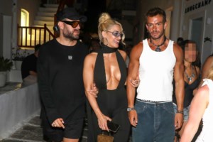 Ιωάννα Τούνη: Πήδηξε σε πισίνα με τα ρούχα... για να μη γυρίσει στον πρώην της - "Και ελεύθερη πτώση θα έκανα ευχαρίστως"