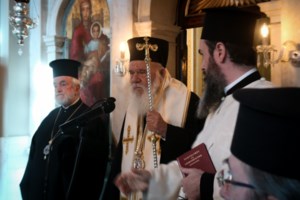 Απίστευτος Μητροπολίτης Κέρκυρας: Βγάλτε άδεια ότι βγαίνετε για άσκηση και ελάτε να κοινωνήσετε