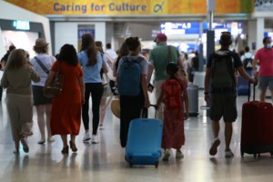 Παράθυρο Βορίδη για επέκταση της υποχρεωτικότητας και σε άλλες κατηγορίες