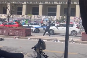 ΑΣΟΕΕ: "Φοβήθηκα για την ζωή μου, γι' αυτό πυροβόλησα στον αέρα"- Τι υποστηρίζει ο αστυνομικός που πυροβόλησε 4 φορές - εικόνα 3