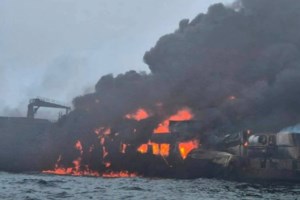 "Ένα τεράστιο πλοίο ήρθε απ'το πουθενά": Νεκρός θεωρείται ο αγνοούμενος - Προς βύθιση το Solong μετά τη σύγκρουση με τάνκερ