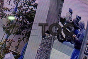 Καραϊβάζ: Συγκινεί η αδελφή του - "Από μικρό παιδί προσπαθούσε να βοηθήσει τους γονείς μας"