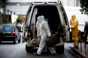 Παγώνη: Στον Ιερώνυμο δόθηκε η ίδια θεραπεία που πήρε ο Τραμπ για τον κορονοϊό - Ποια είναι