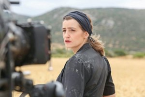 Αγνώριστη η "Λενιώ" από τις Άγριες Μέλισσες: Η Οσκαρική εμφάνιση της ηθοποιού [Εικόνες] - εικόνα 6