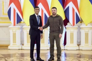 Βρετανία: Η πρώτη συνάντηση του βασιλιά Καρόλου με τον Ζελένσκι [Εικόνες - Βίντεο] - εικόνα 2