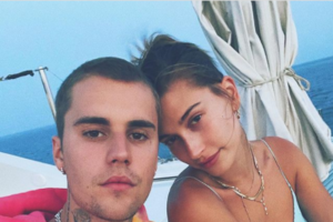 Εκστασιασμένοι Μπίμπερ, Φεράνι και Τζόνσον: Παγκόσμια διαφήμιση οι αναρτήσεις τους για τη... φάβα και τα ελληνικά νησιά