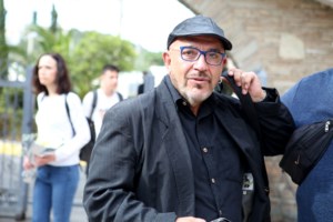 Γιάννης Ζουγανέλης: Δεν θα ξαναφτιάξω το σπίτι που κάηκε στον Βαρνάβα, δεν μπορώ να πάω