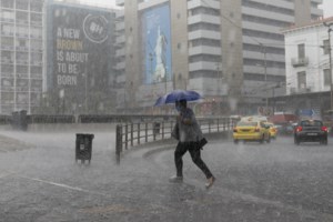 Προειδοποίηση Meteo για ισχυρές βροχές στη Βόρεια Εύβοια κατά τη διάρκεια της νύχτας