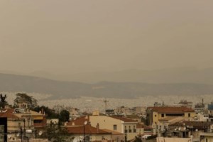 Πρώιμο καλοκαίρι από την Τετάρτη: Θερμοκρασίες έως και 10 βαθμούς πάνω από τις κανονικές, λέει ο Θ. Κολυδάς