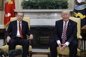 Frankfurter Rundschau: Η Ευρώπη είναι σκληρή με τη Λευκορωσία... αλλά χαϊδεύει την Τουρκία - εικόνα 2