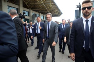 Μητσοτάκης: Μέχρι τις 15 Ιουνίου ανοίγουν τα χερσαία σύνορα της χώρας για τον οδικό τουρισμό - εικόνα 2