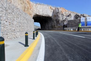 Στην κυκλοφορία και πάλι ο οδικός άξονας Βάρκιζας - Σουνίου