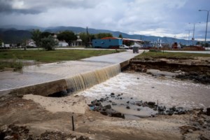 Κακοκαιρία "Διομήδης": Η σαρωτική χειμωνιάτικη επέλαση μέσα από τις εντυπωσιακές εικόνες του meteo