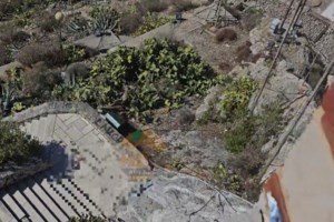 Αποκαταστάθηκε μερικώς η κυκλοφορία στην Αθηνών-Κορίνθου λόγω εκτροπής φορτηγού - Ελαφρά τραυματίας ο οδηγός