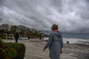 Καιρός: Στο ''ψυγείο'' η χώρα από τη νέα εβδομάδα με δύο ψυχρές εισβολές - Χιόνια και στα ορεινά της Αττικής