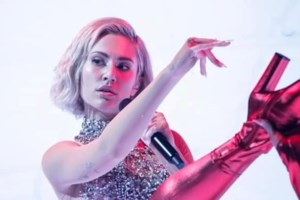 Γιώργος Καπουτζίδης: Βρέθηκα από την Αίγινα στην Eurovision με 5.000 άτομα - Ήταν δύσκολο - εικόνα 2