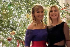 Μάρα Ζαχαρέα: Σαββατοκύριακο στο Παρίσι - Η casual εμφάνιση με μπότες χιονιού και οικολογική γούνα - εικόνα 7