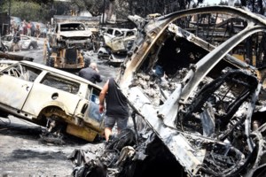 Δίκη για το Μάτι: "Στις 11 το βράδυ ενημέρωσα τον αρχηγό Πυροσβεστικής για 16 σάκους με νεκρούς" είπε ο τότε εναέριος συντονιστής - εικόνα 2