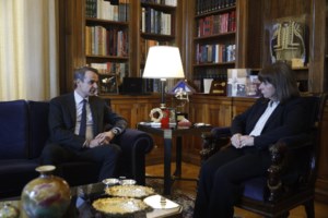 Την 338 Μοίρα στην αεροπορική βάση Ανδραβίδας επισκέφθηκε η Κατερίνα Σακελλαροπούλου [εικόνες] - εικόνα 3