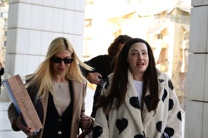 Παλιοσπύρου για Κακαράντζουλα: "Την είδα στην αίθουσα, ήταν ευδιάθετη, χαμογελούσε" [βίντεο]