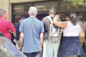 Οικονόμου: Οι νέες ταυτότητες δεν έχουν τίποτα το αντιχριστιανικό ή δαιμονισμένο - Κάποιοι δηλητηριάζουν τα μυαλά των ανθρώπων