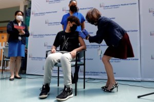 Χιούστον: Απορρίφθηκε ομαδική προσφυγή γιατρών εναντίον του υποχρεωτικού εμβολιασμού τους