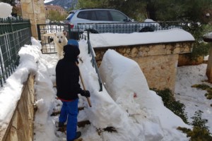 Κύπρος: Θεαματική διάσωση εγκλωβισμένων με ελικόπτερο από ποταμό [Βίντεο]