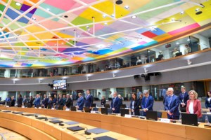 Σταϊκούρας: Δεν θα συνεχιστεί η επιδότηση για το πετρέλαιο κίνησης – Πόσο επιβαρύνεται η τιμή στην αντλία - εικόνα 2