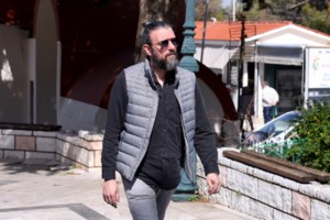 Ο Βασίλης Χαραλαμπόπουλος επιστρέφει μετά από 14 χρόνια στην τηλεόραση - Η πολυαναμενόμενη σειρά που θα παίξει