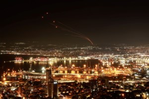 Το Ισραήλ βομβάρδισε αποθήκη όπλων της Χεζμπολάχ στη Βηρυτό - "Όχι" Νετανιάχου σε εκεχειρία παρά τις πιέσεις - εικόνα 2