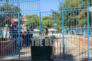 Συνεχίζονται οι καταλήψεις στα σχολεία για τη χρήση της μάσκας [εικόνες]