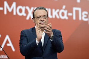 Αγρια κόντρα Ακρίτα - Documento για τον Φάμελλο: "Δημοσιογραφικός απόπατος" - "Oύτε ο θυρωρός δεν σας ήξερε", απάντησε ο Βαξεβάνης